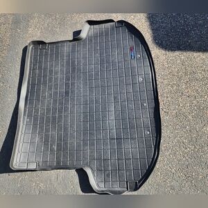 Santa fe trunk floor mat